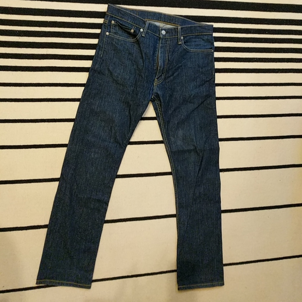 Levi's 513 jeans